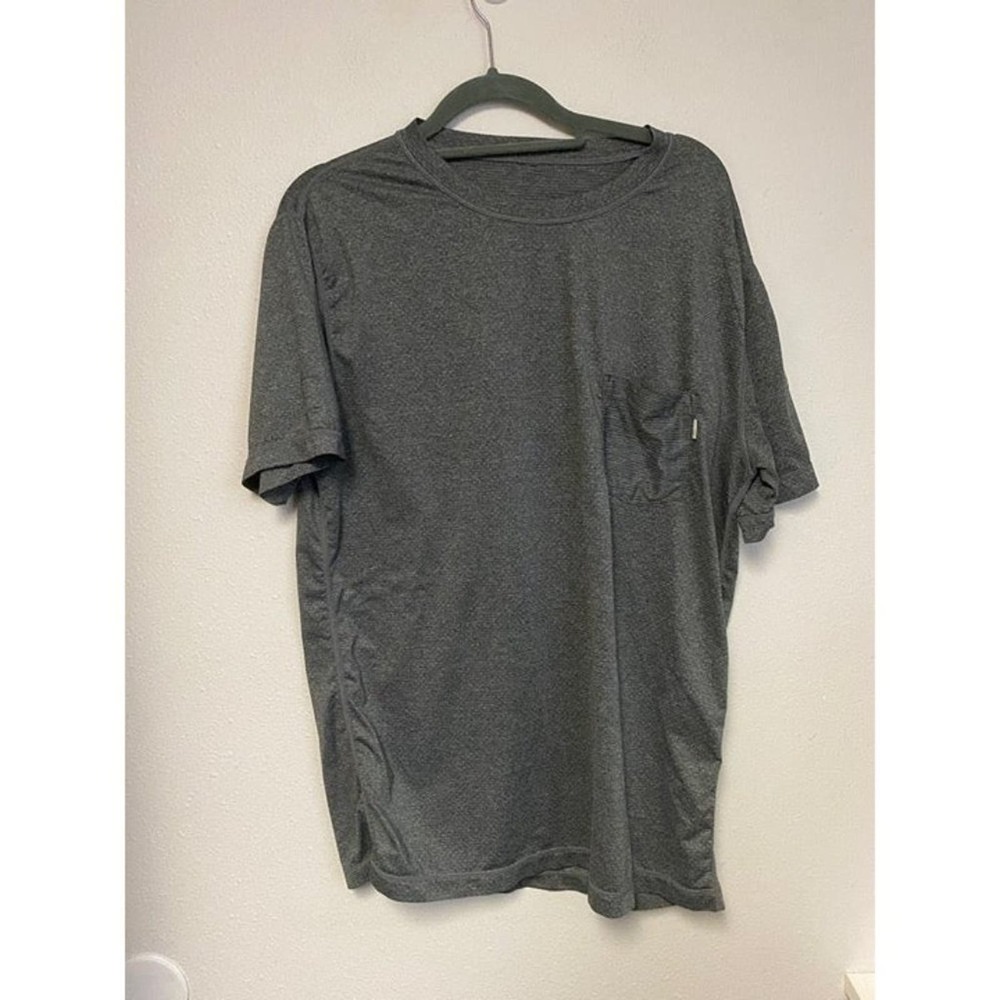 Mens Vuori Shirt Size Medium
